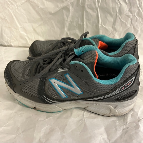 New Balance 470 Womens size 8 gray/ Green Running Shoes Lace Up. - Picture 6 of 7